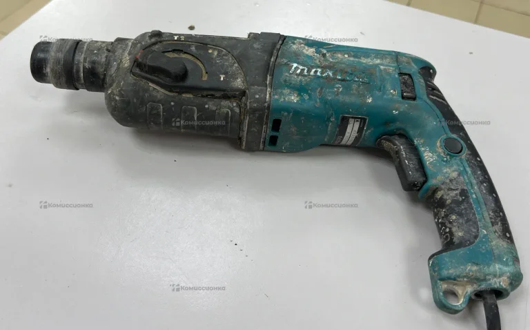 Перфоратор HR2470.