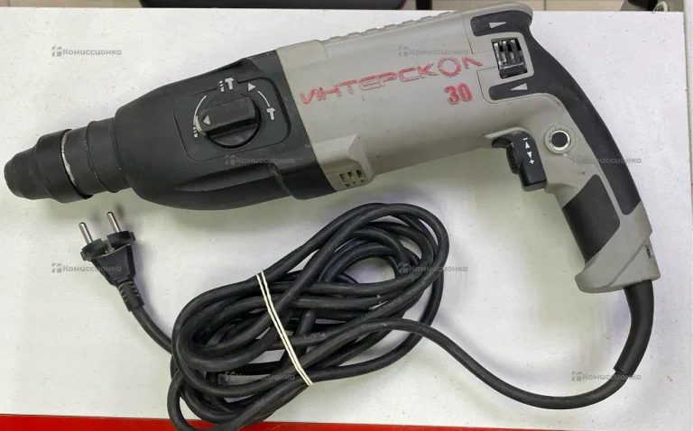 Перфоратор Интерскол П-30/900ЭР