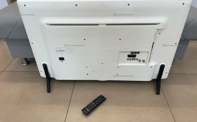 Телевизор LG 43LH570V