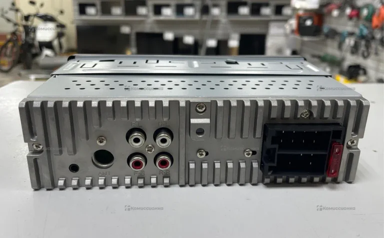 Автомагнитола Nakamichi NQ513BR