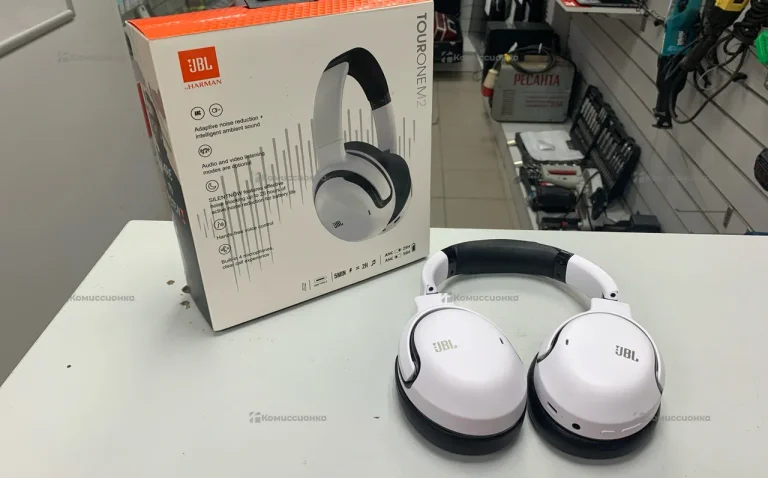 Наушники  jbl tour one m2
