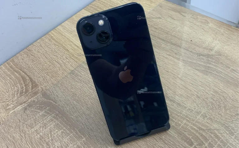 Apple iPhone 13 4/128 ГБ