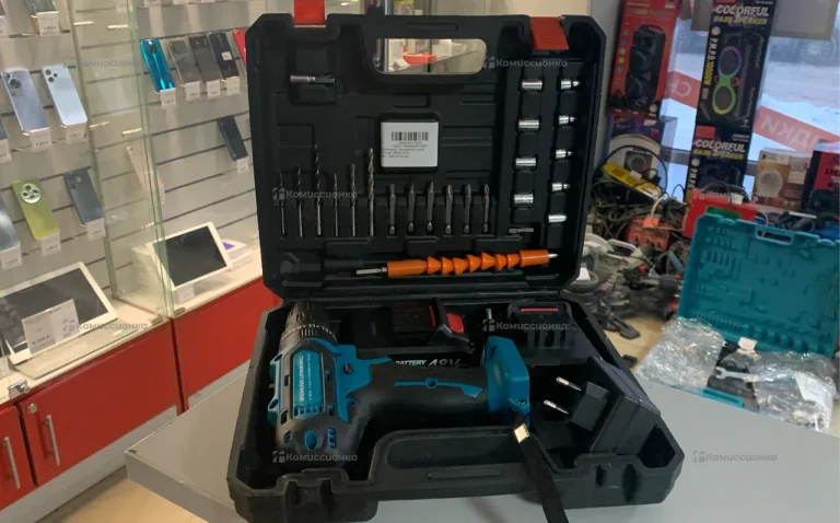 Шуруповерт Makita реплика