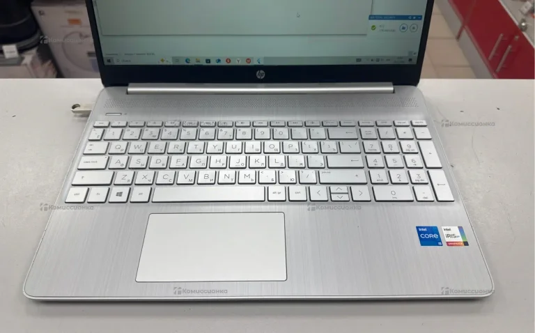 Ноутбук HP 15S