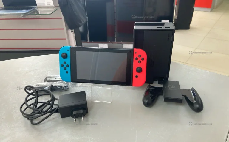 Приставка Nintendo Nintendo switch hac-001(-01)