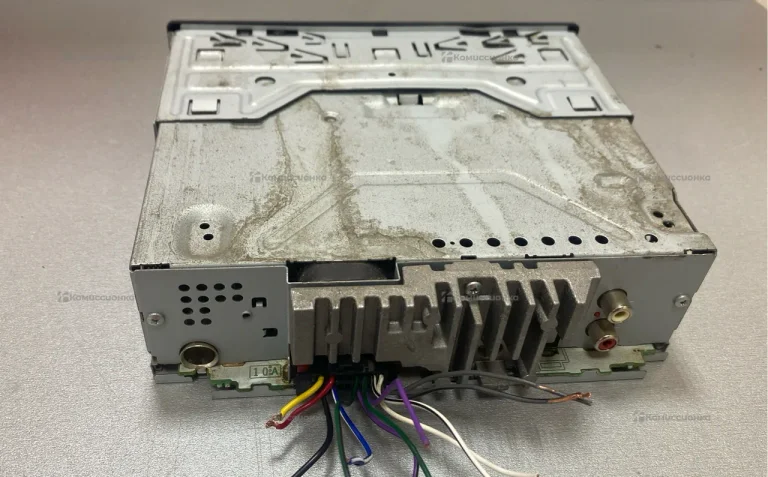 Автомагнитола  Pioner MVH-150UBG