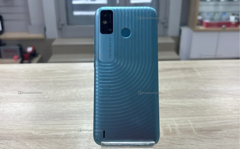 Tecno Spark 6 Go 2/32 ГБ