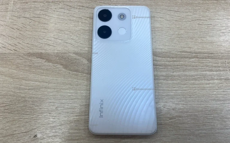 Infinix Smart 7 3/64 ГБ