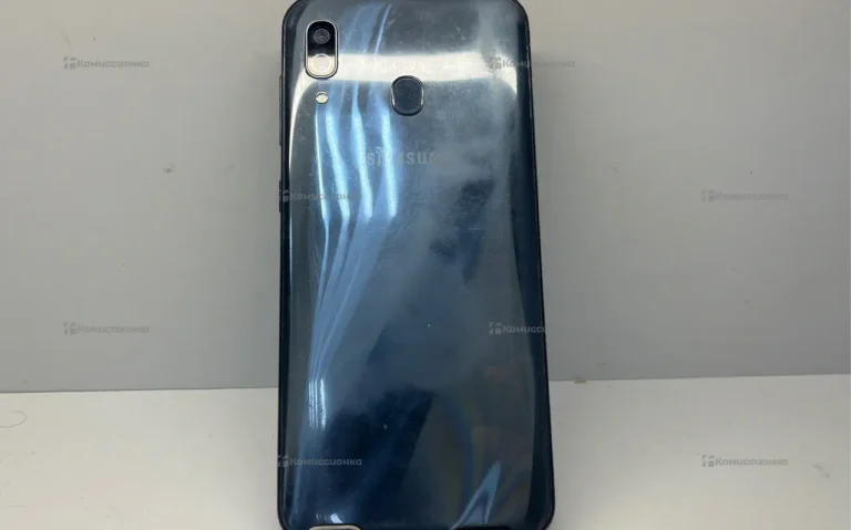Samsung Galaxy A30 4/64 ГБ