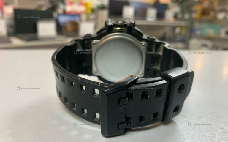 Часы  Casio G-Shock GA-400GB
