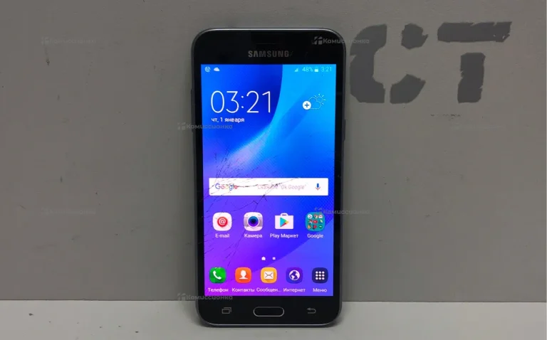 Samsung Galaxy J3 (2016) 2/16 ГБ