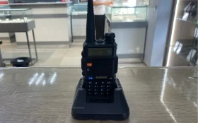 Рация  Baofeng uv-5r