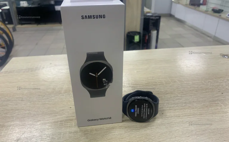 Часы  Samsung Galaxy Watch 8