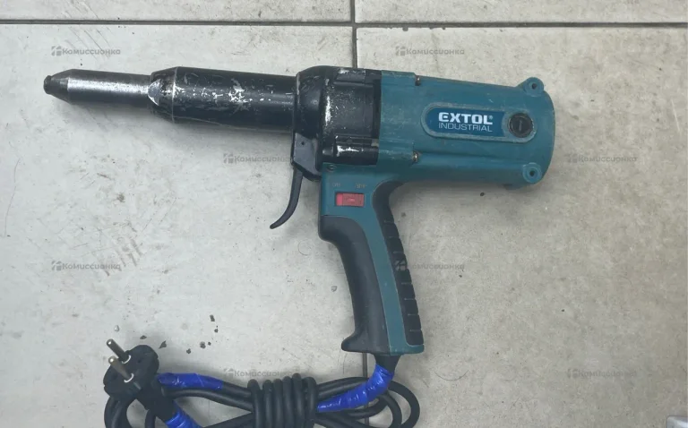 Заклепочник