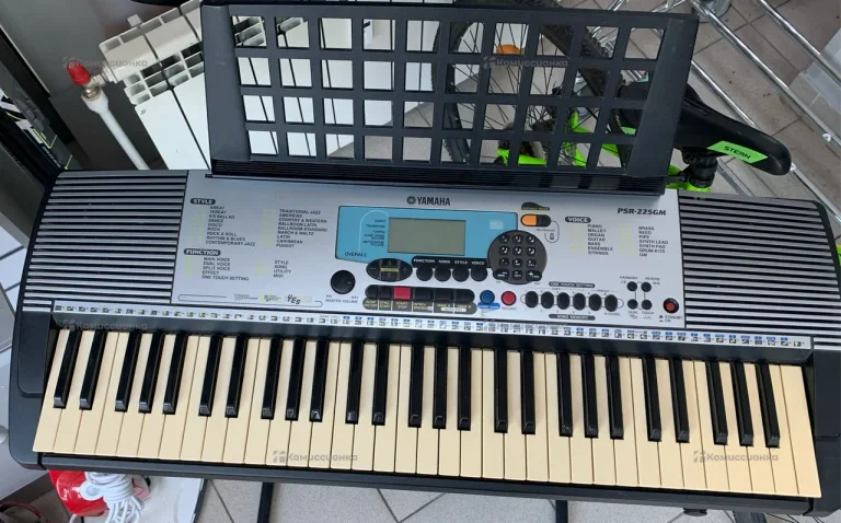 Синтезатор Yamaha psr-225GM