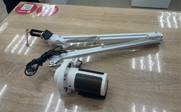 Микрофон Sades Tyto me6s