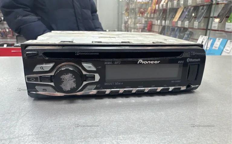 Автомагнитола Pioneer DEH-4400BT