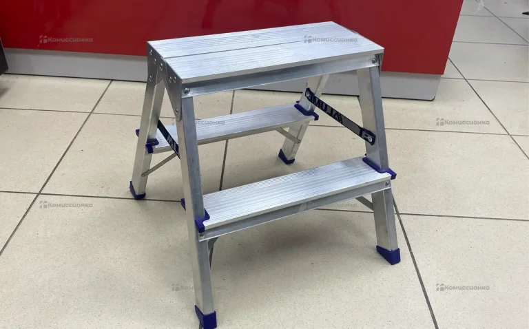 Стремянка Alumet 2 ступени