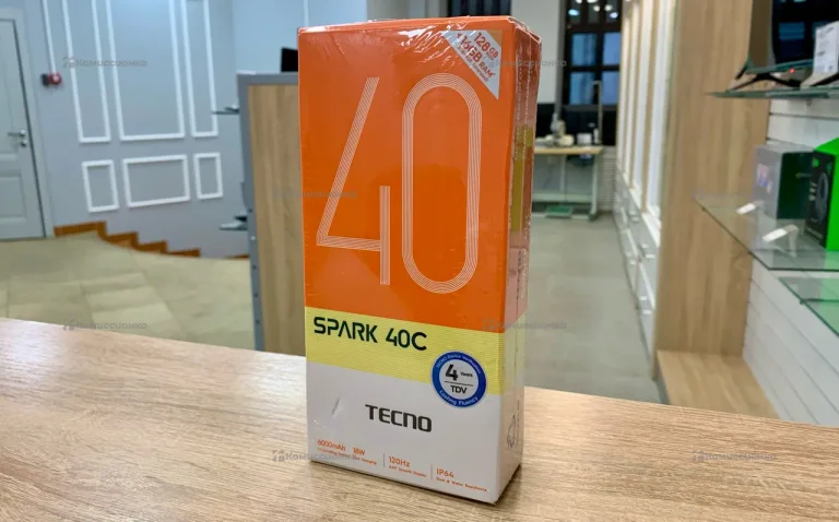 Tecno Spark 40C 8/128 ГБ