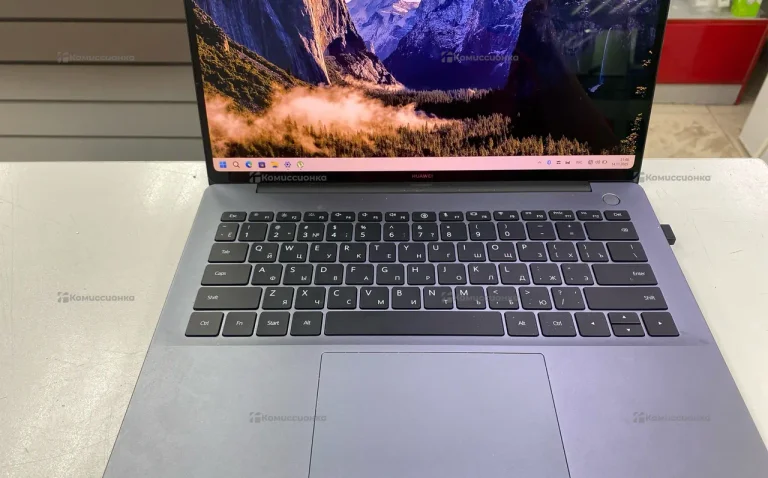 Ноутбук  HUAWEI