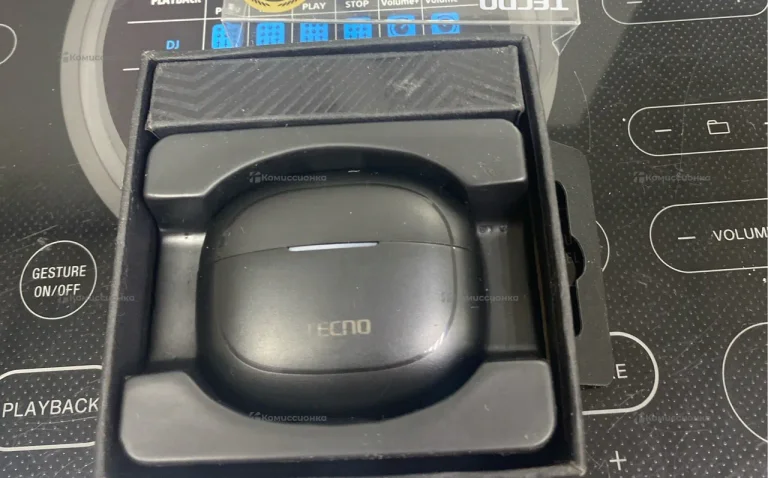 Наушники  Tecno