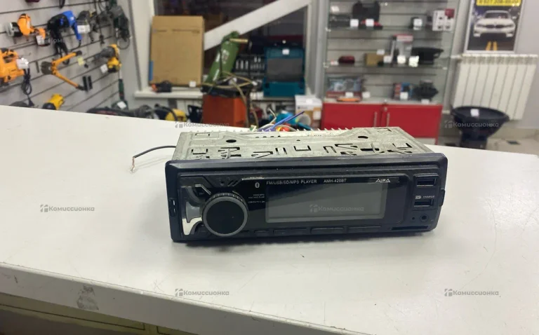 Автомагнитола  Aura Amy-420Bt