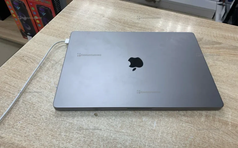 Ноутбук Apple MacBook Pro 16