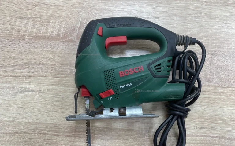 Электролобзик Bosch PST 650