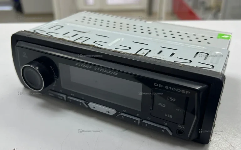 Автомагнитола  Deaf Bonce DB-310DSP