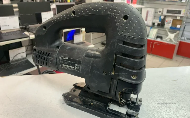 электролобзик Ferm JSM1025P