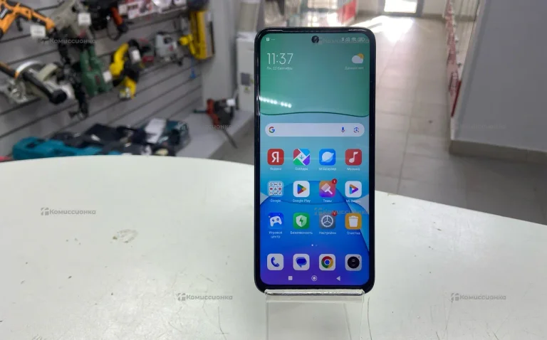 Xiaomi 13 8/256 ГБ