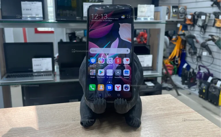 Huawei Mate 20 lite 4/64 ГБ