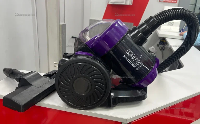 Пылесос  GINZZU VS427