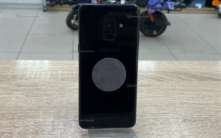 Samsung Galaxy A8 4/32Gb