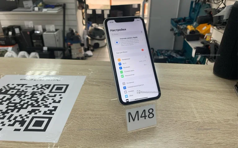 Apple iPhone 11 4/64 ГБ