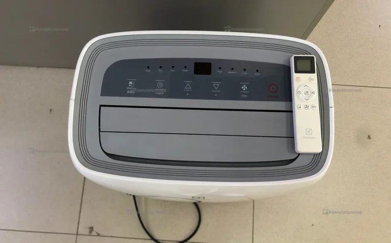 Напольный electrolux eacm-8 cl/n3 loft