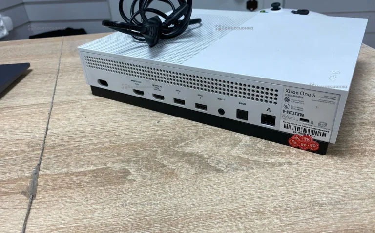 Приставка Xbox one s512 Gb one s