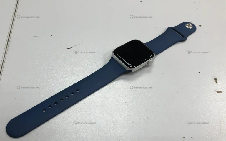 Часы  apple watch se 44m