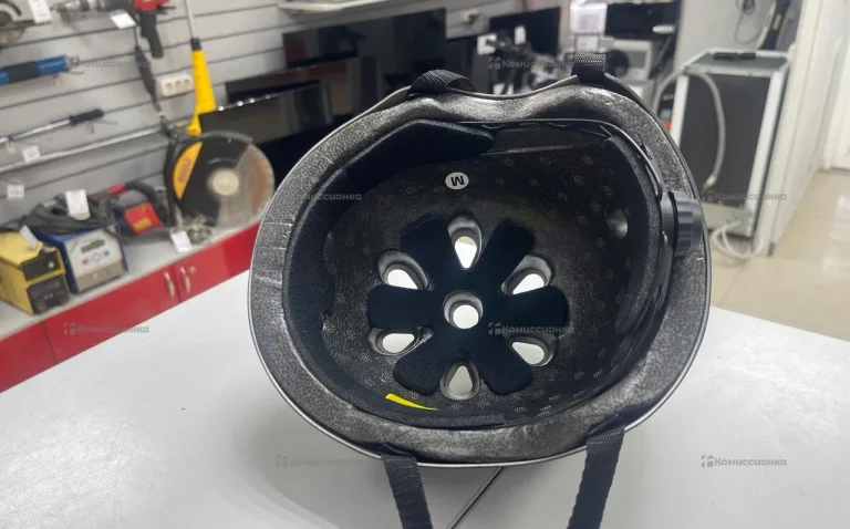 Шлем защитный