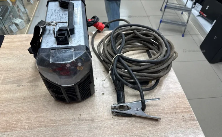 Сварочный аппарат Ресанта САИ-250ПРОФ