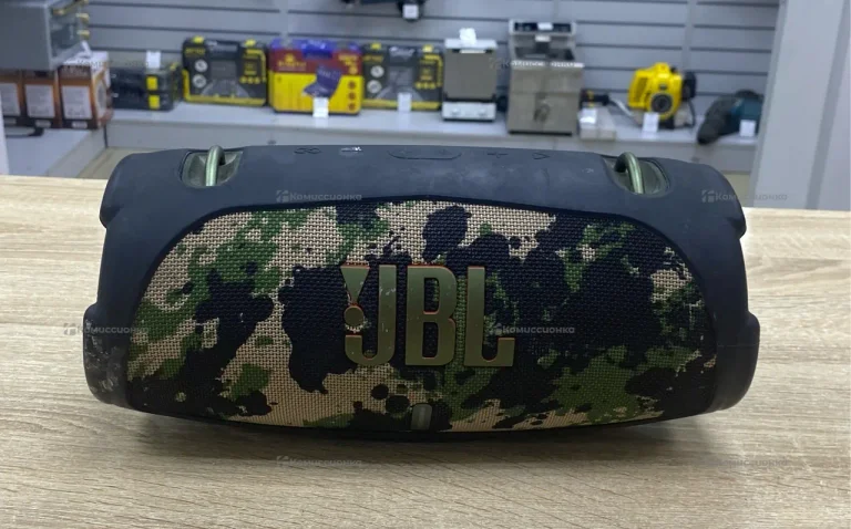 Колонка JBL xtreme3