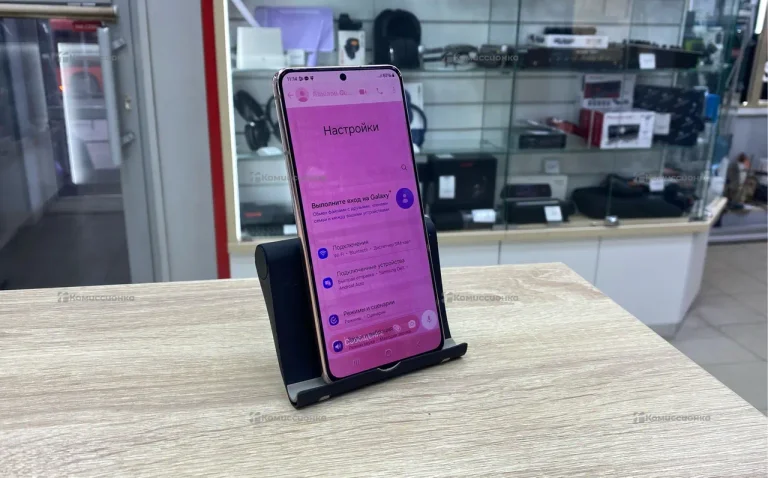 Samsung Galaxy S21 8/128 ГБ