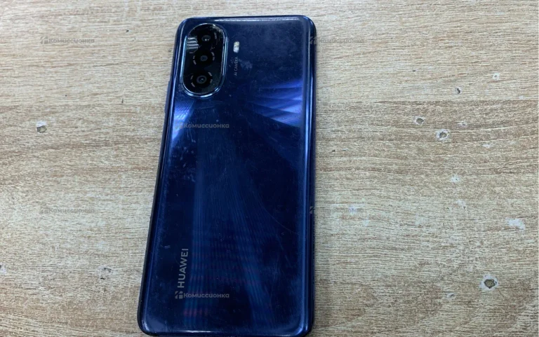 Huawei Nova Y70 4/64 ГБ