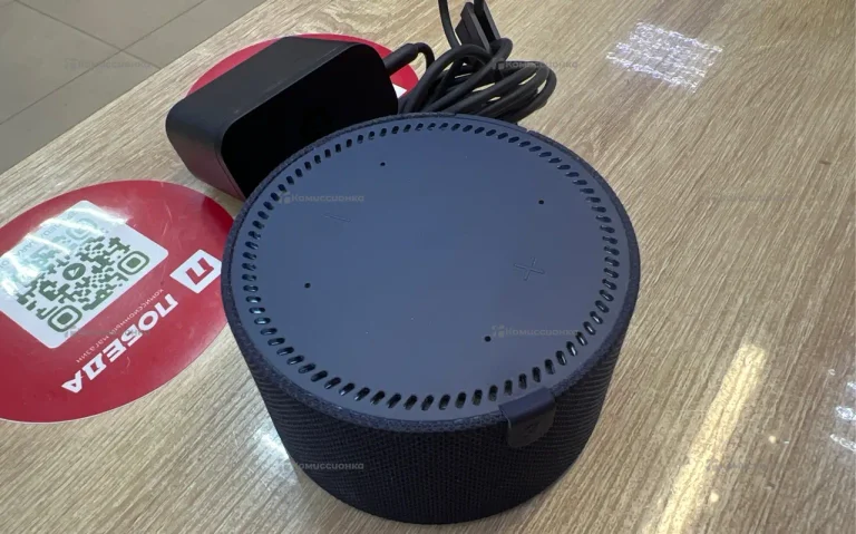 Колонка  Яндекс Станция с часами