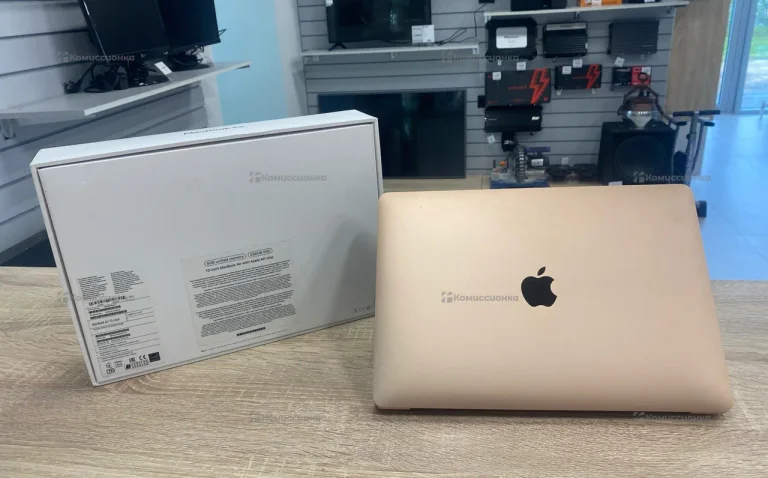 Ноутбук  Apple MacBook Air M1