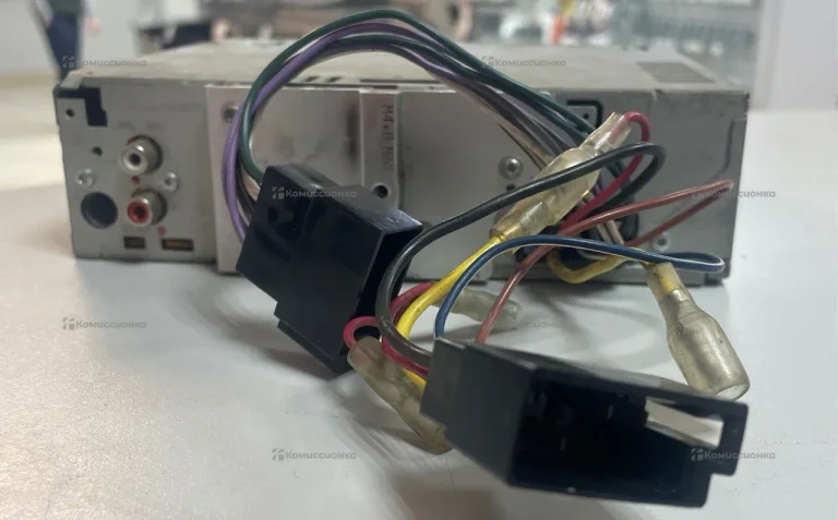 Автомагнитола  JVC