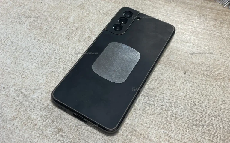 Samsung Galaxy S21 8/128 ГБ