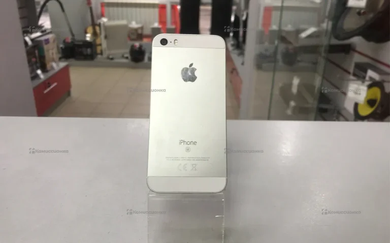 Apple iPhone SE 2/32 ГБ