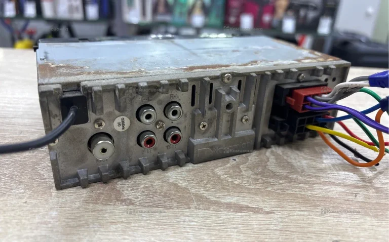 Автомагнитола  Nakamichi NO 711B