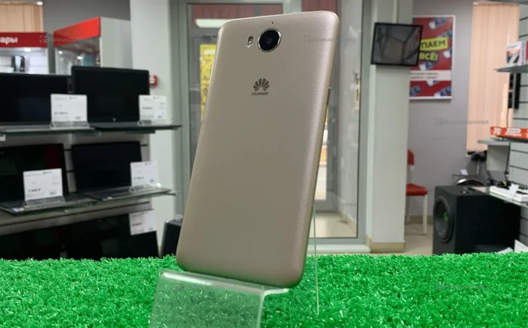 Huawei Y5 (2017) 2/16 ГБ